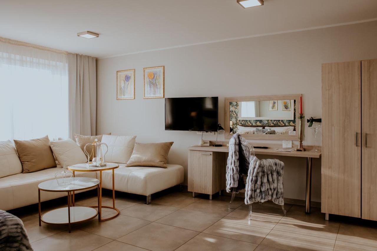 Hotel Greys Polonia Zasutowo Dış mekan fotoğraf