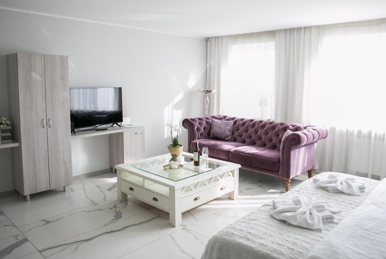 Hotel Greys Polonia Zasutowo Dış mekan fotoğraf